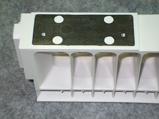 インサート成形製品